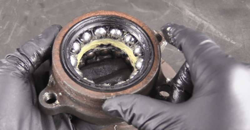 Symptoms Of A Bad Wheel Bearing And Replacement Cost